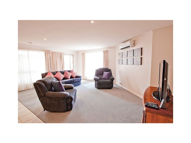 7 Tudor Avenue, Delacombe VIC 3356