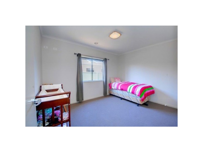 3 Coventry Street, Macarthur Park, Miners Rest VIC 3352