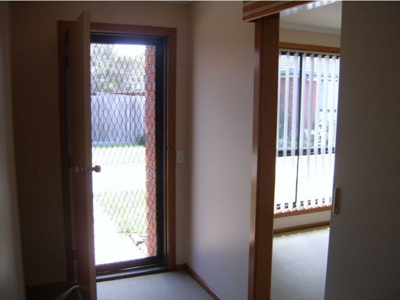 3/310 Albert Street, Sebastopol VIC 3356