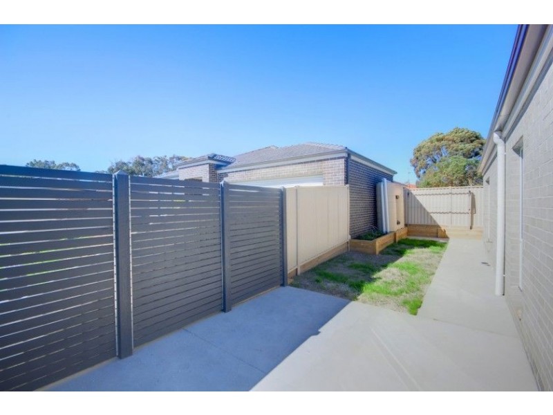 140 Canadian Lakes Boulevard, Ballarat VIC 3350