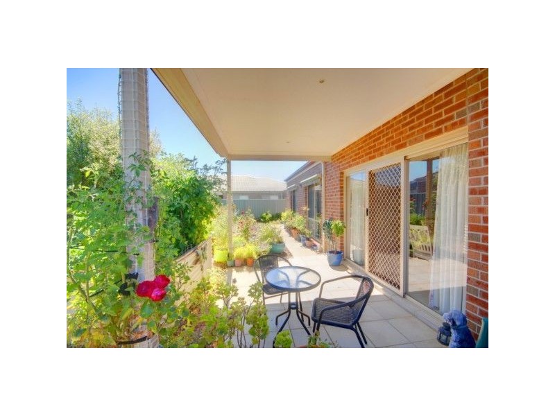 26 Lowry Crescent, Miners Rest VIC 3352