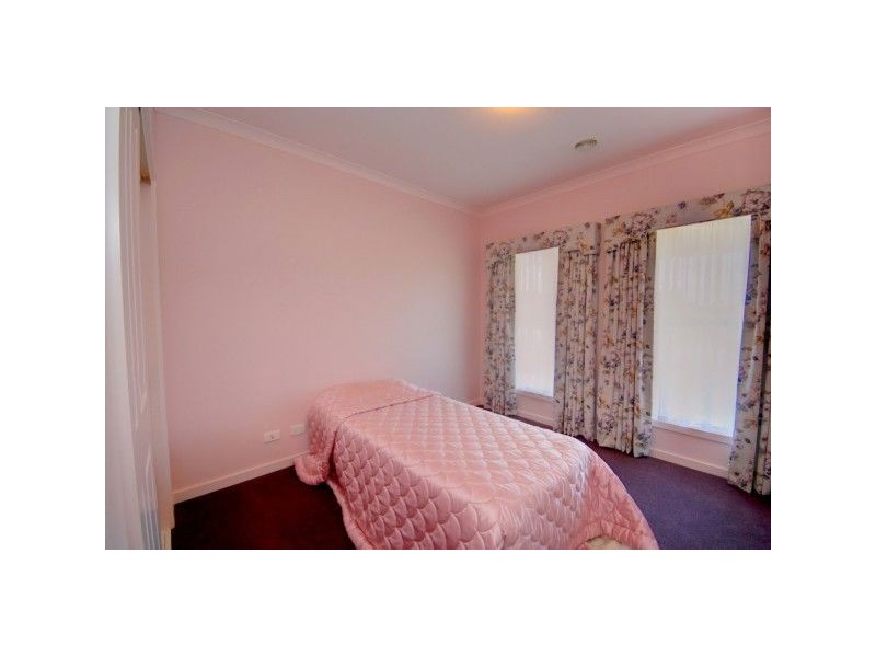 26 Lowry Crescent, Miners Rest VIC 3352