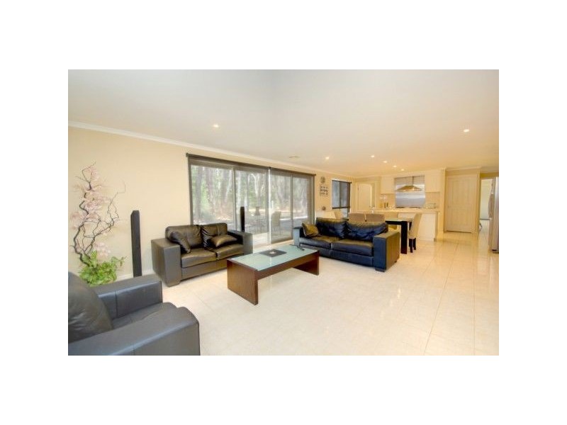 5 Greglyn Court, Mount Clear VIC 3350