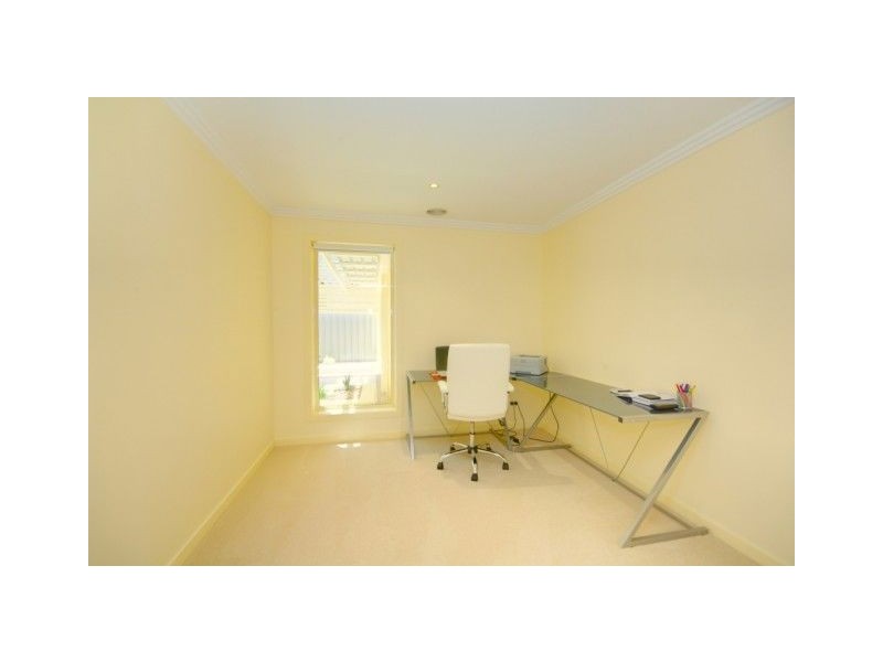 13 Hereford Close, Delacombe VIC 3356