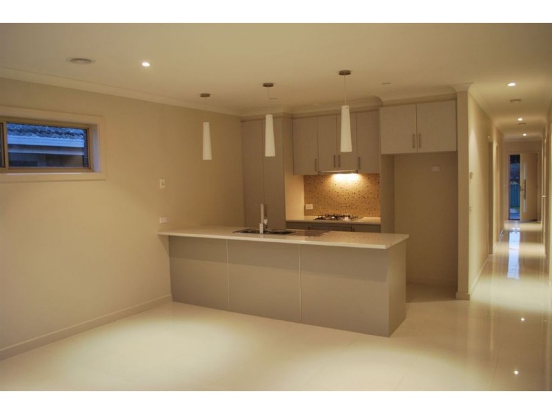 2A Maxlyn Avenue, Ballarat VIC 3350