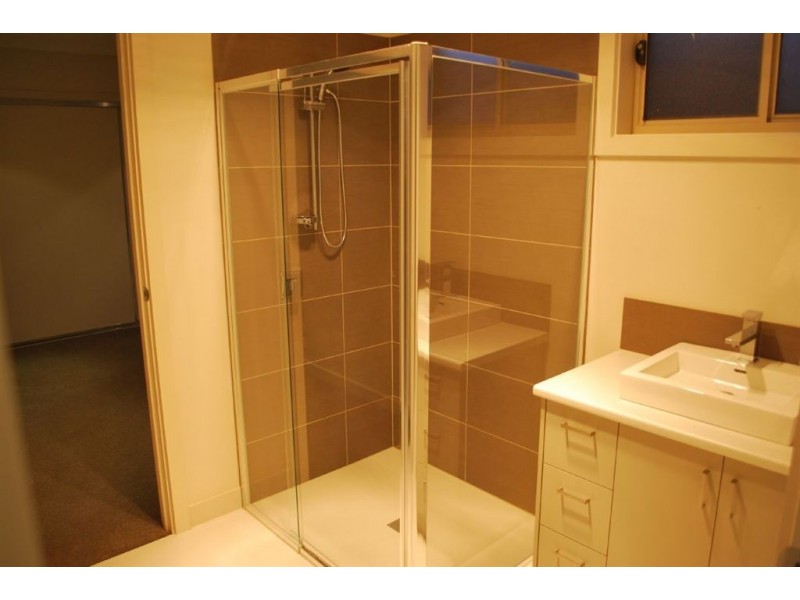 2A Maxlyn Avenue, Ballarat VIC 3350