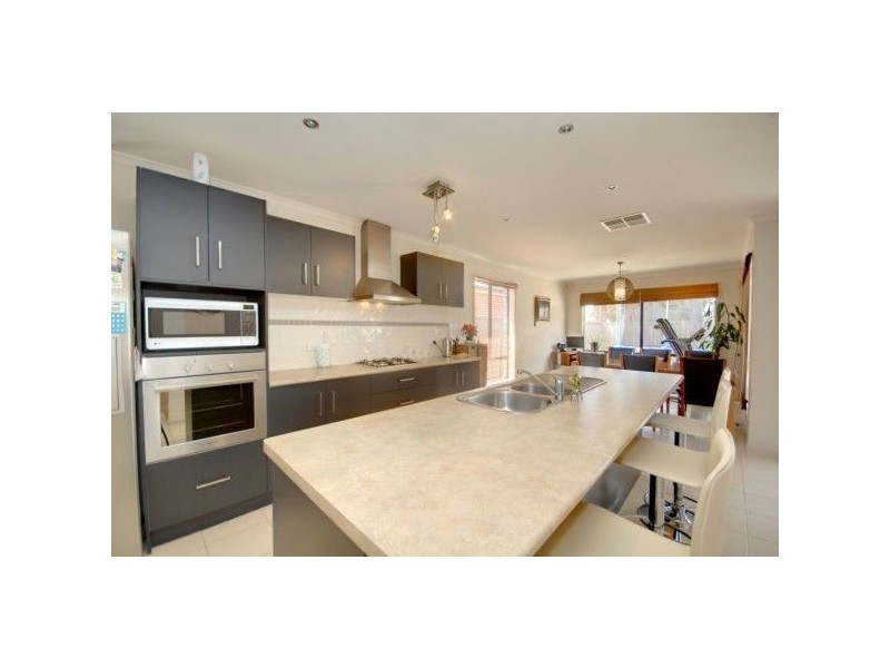 6 Parkgate Lane, Sebastopol VIC 3356