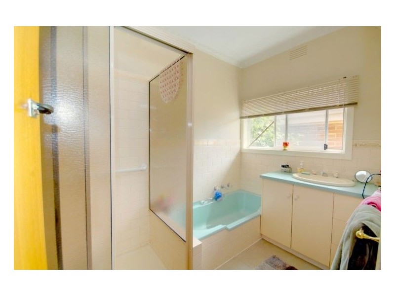 48 Stamford Street, Wendouree VIC 3355