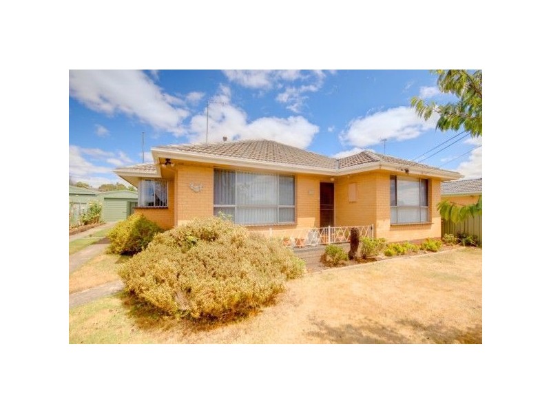 73 Hastings Street, Wendouree VIC 3355