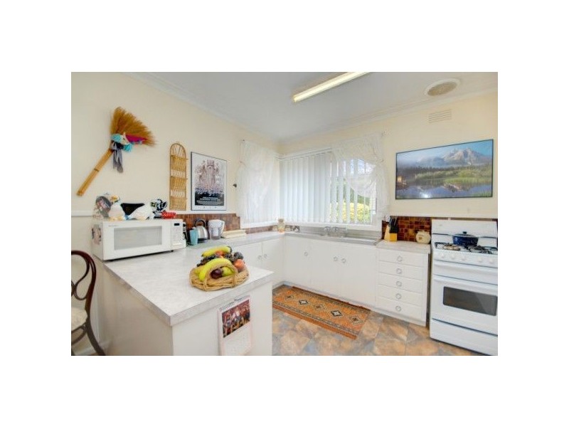 73 Hastings Street, Wendouree VIC 3355