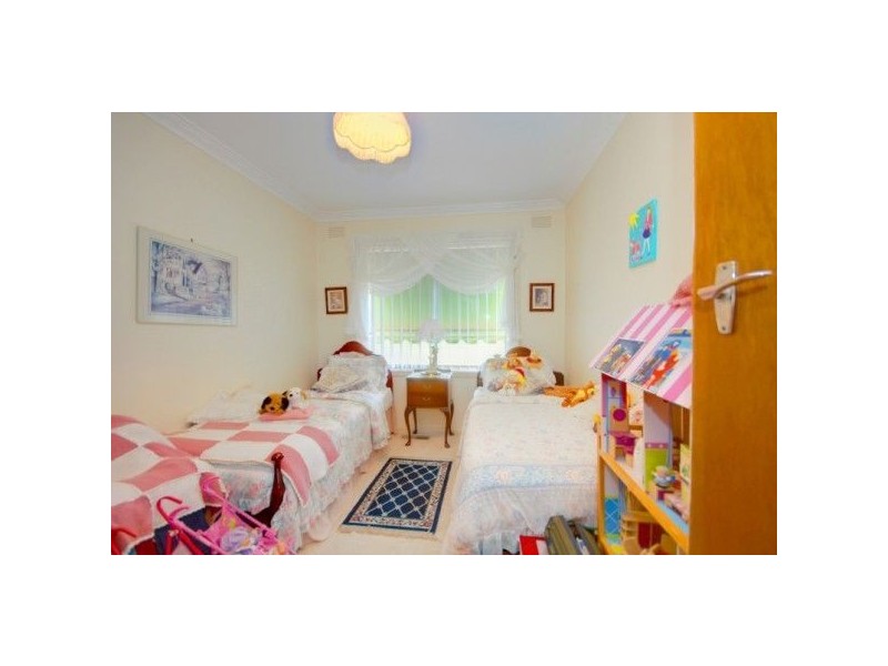 73 Hastings Street, Wendouree VIC 3355