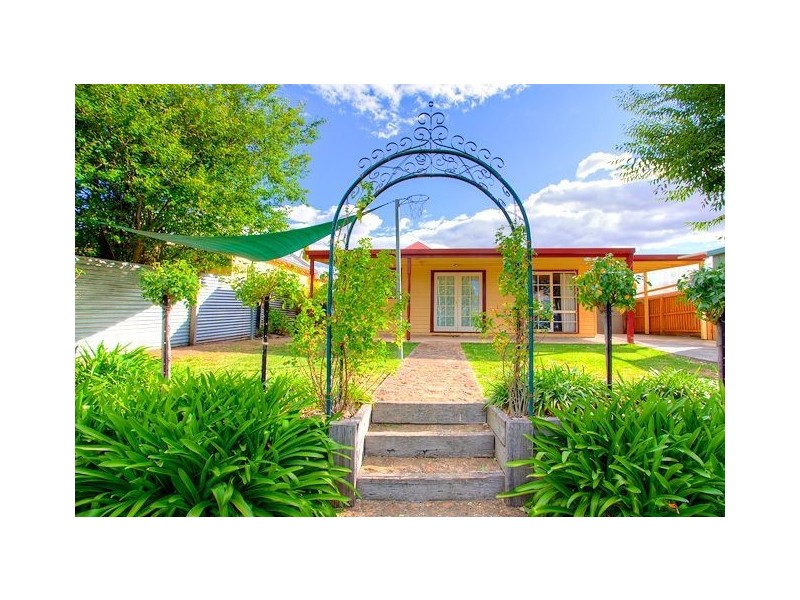 101 Bradshaw Street, Mount Pleasant VIC 3350