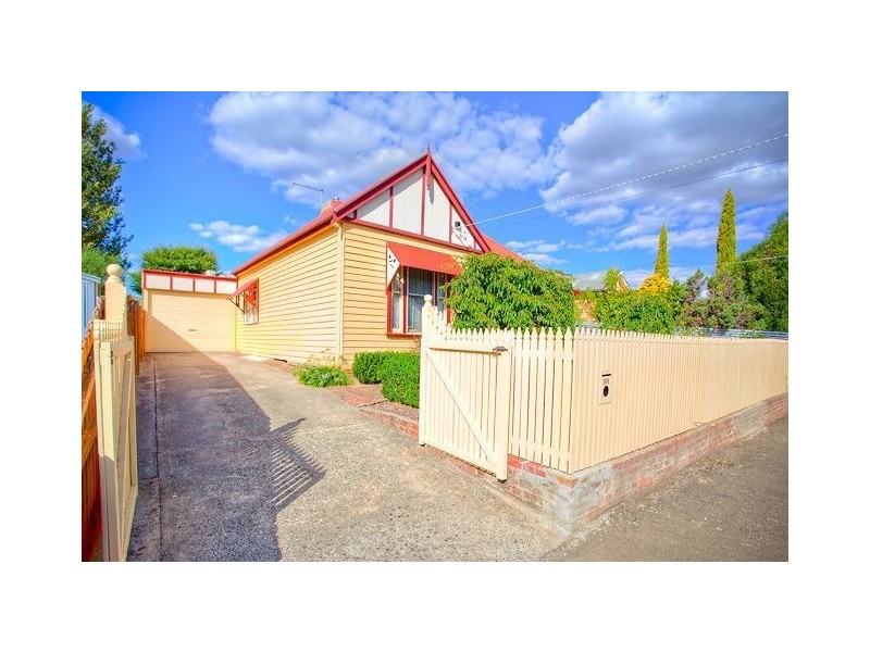 101 Bradshaw Street, Mount Pleasant VIC 3350