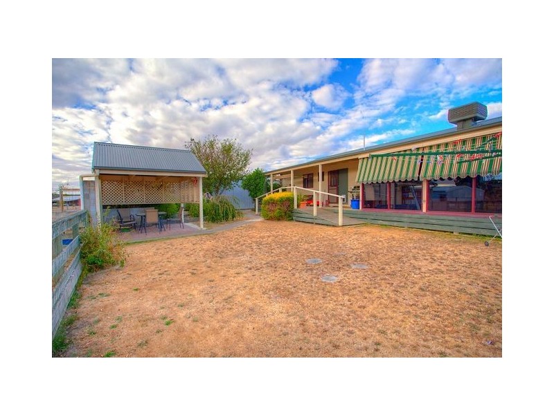 122 Careys Road, Scarsdale VIC 3351