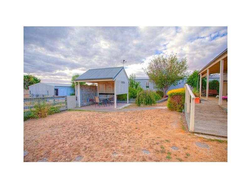 122 Careys Road, Scarsdale VIC 3351