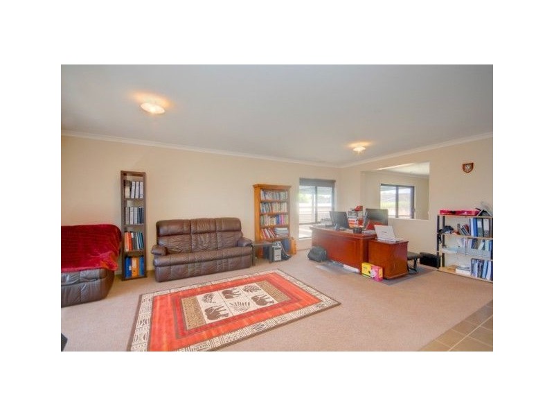 2 Citadel Court, Miners Rest VIC 3352
