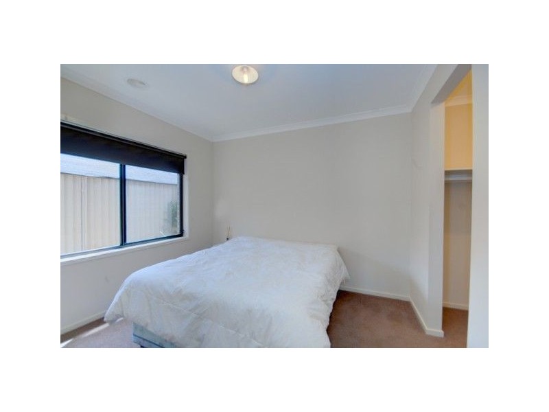 2 Citadel Court, Miners Rest VIC 3352