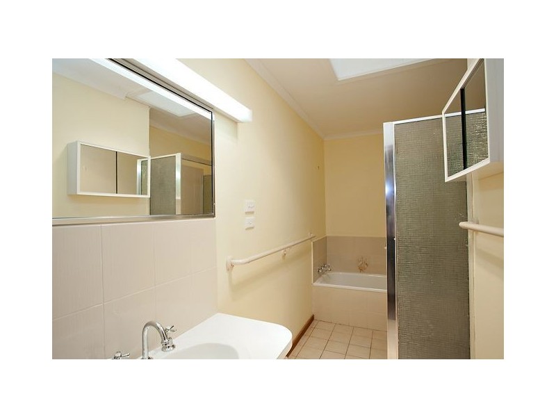 3/75 Longley Street, Alfredton VIC 3350