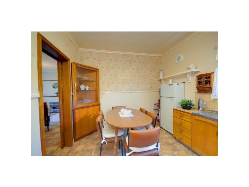 19 Sayle Street, Sebastopol VIC 3356