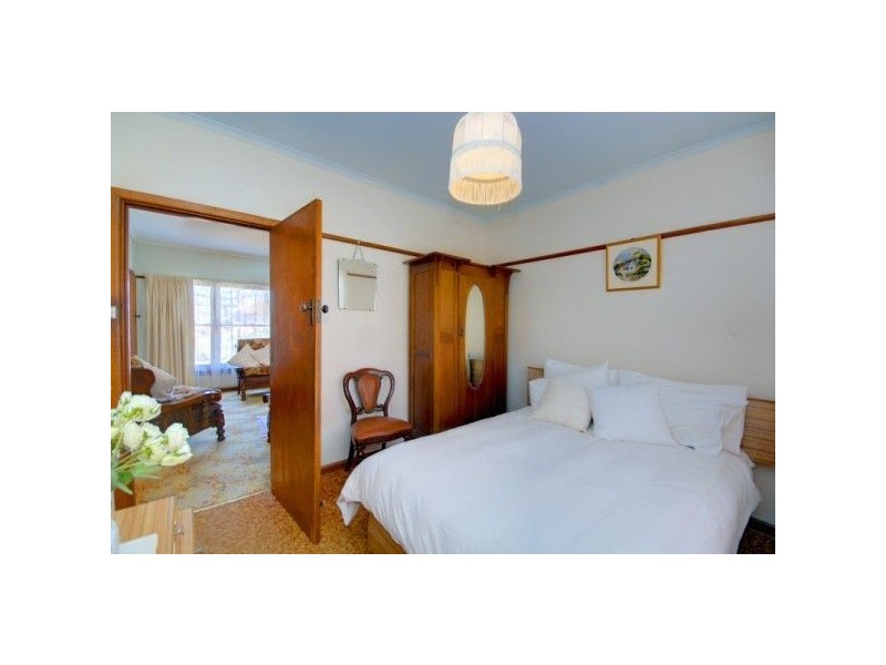 19 Sayle Street, Sebastopol VIC 3356