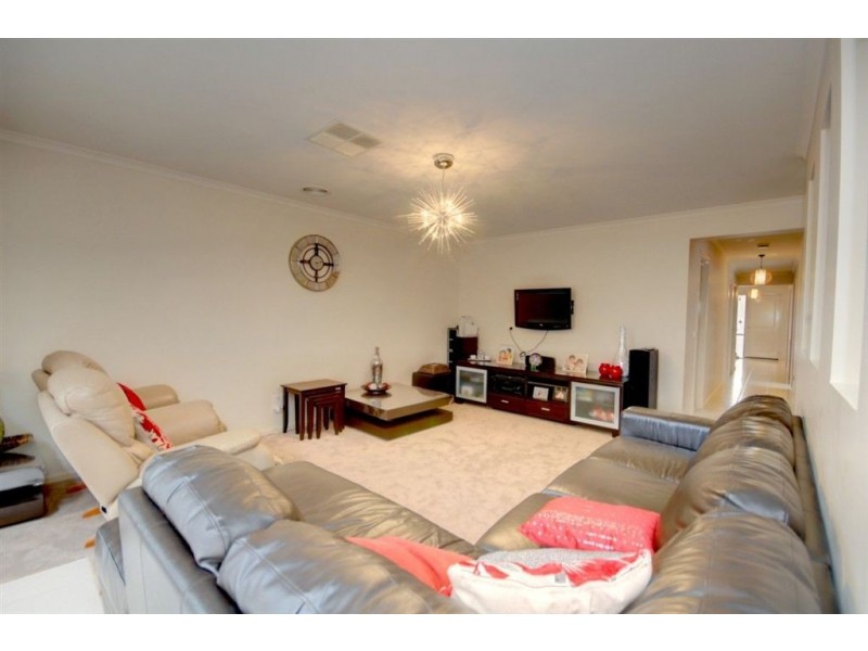 6 Parkgate Lane, Sebastopol VIC 3356