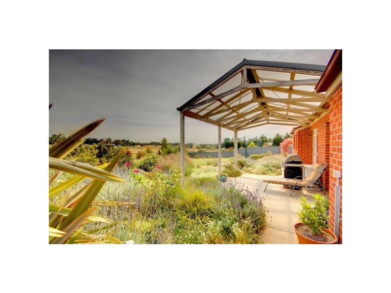 60 Westgate Road, Smythes Creek VIC 3351