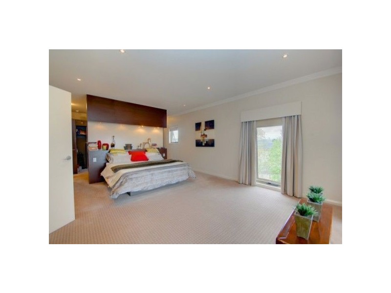 3 St Andrews Place, Lake Gardens, Ballarat VIC 3350