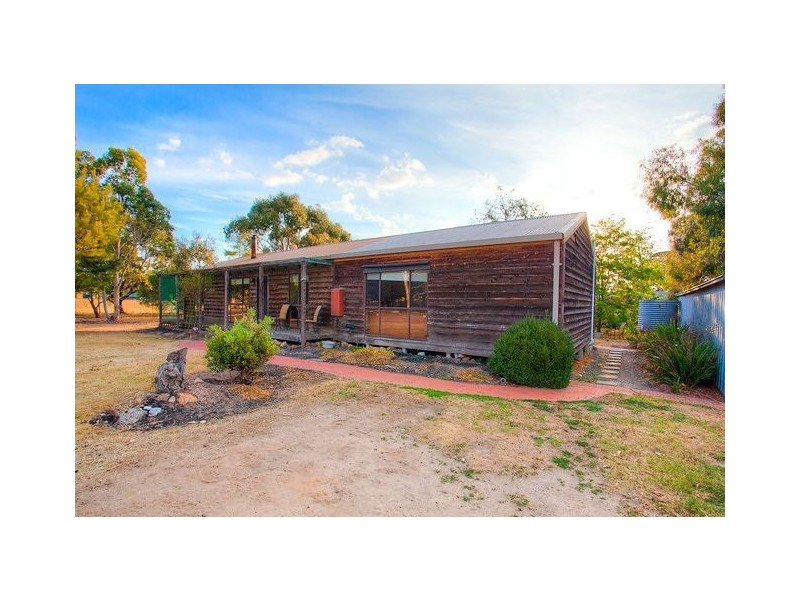 130 Trunk Lead Road, Haddon VIC 3351