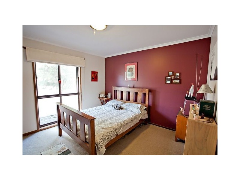 130 Trunk Lead Road, Haddon VIC 3351