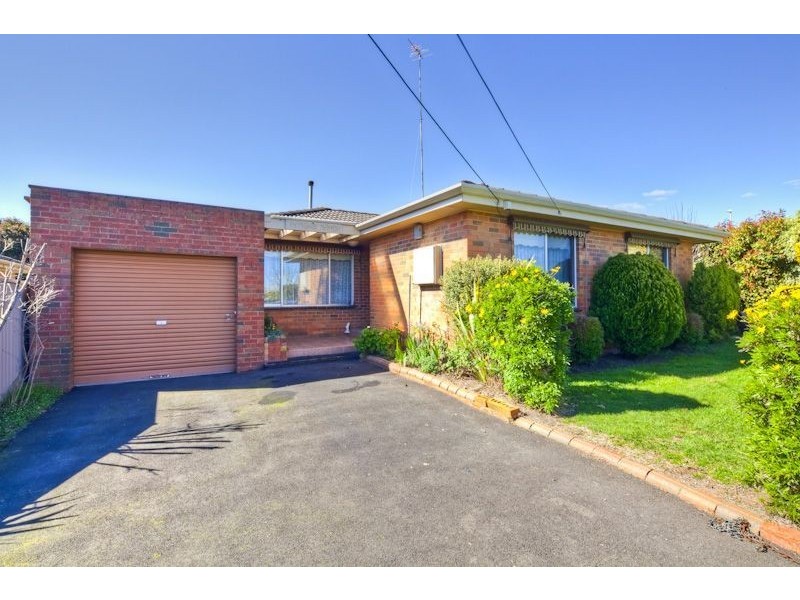 92 Learmonth Road, Wendouree VIC 3355