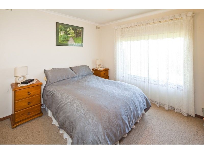 92 Learmonth Road, Wendouree VIC 3355