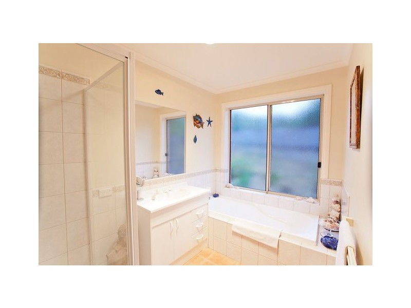 2 Xavier Court, Ballarat East VIC 3350