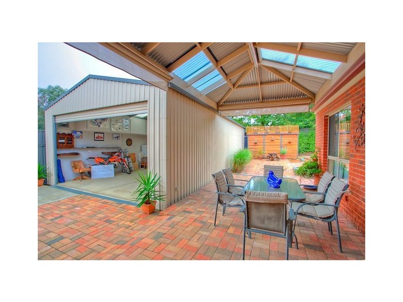 2 Xavier Court, Ballarat East VIC 3350