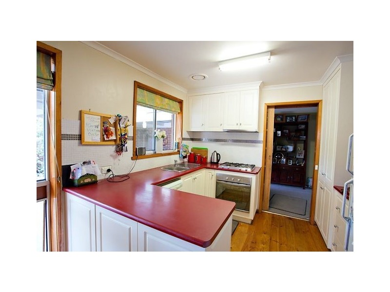 10 Bells Lane, Brown Hill VIC 3350
