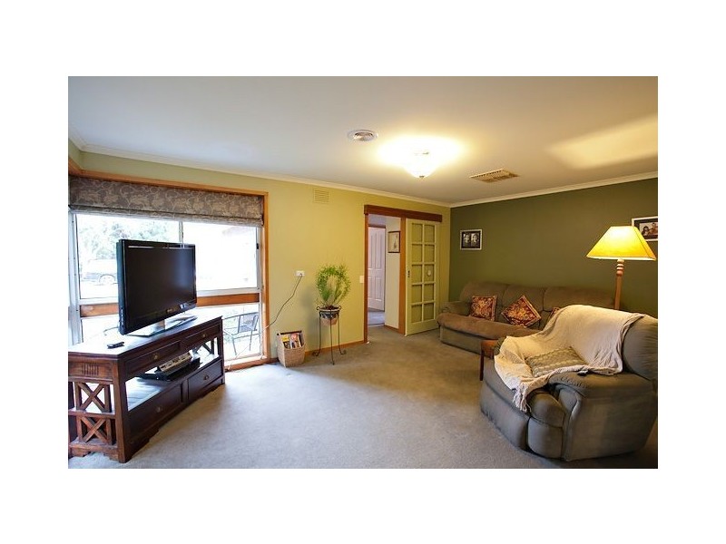 10 Bells Lane, Brown Hill VIC 3350