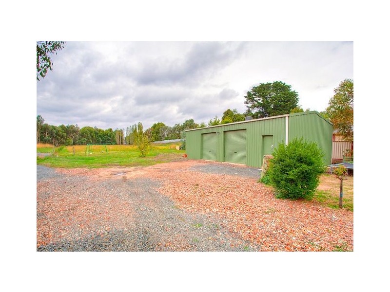 10 Bells Lane, Brown Hill VIC 3350