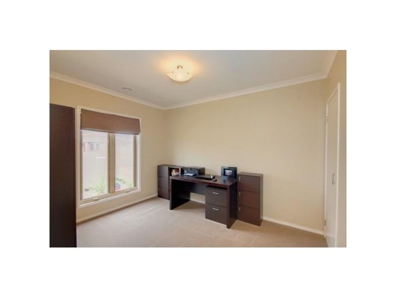 12 Grand Junction Drive, Miners Rest VIC 3352