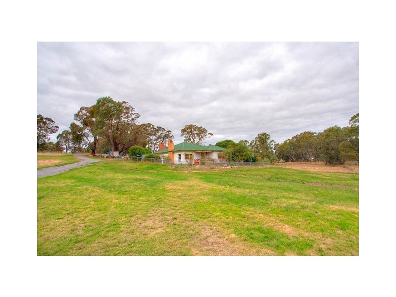 3462 Sunraysia Highway, Lexton VIC 3352