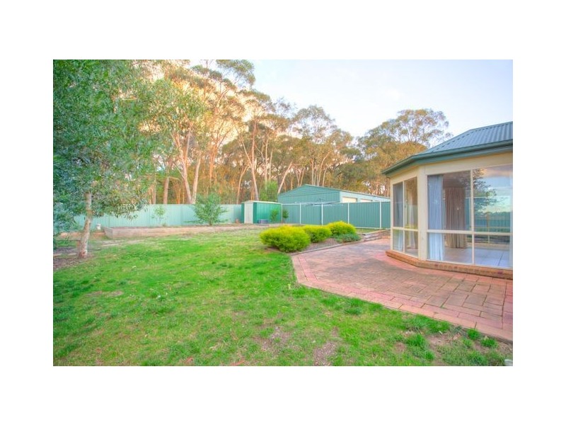 18 Caddy Drive, Creswick North VIC 3363