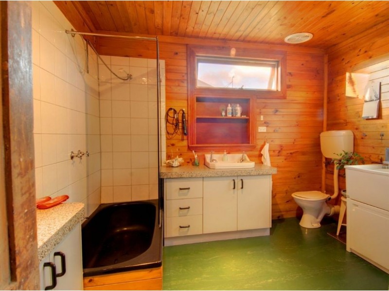 303 Errard Street South, Ballarat Central VIC 3350