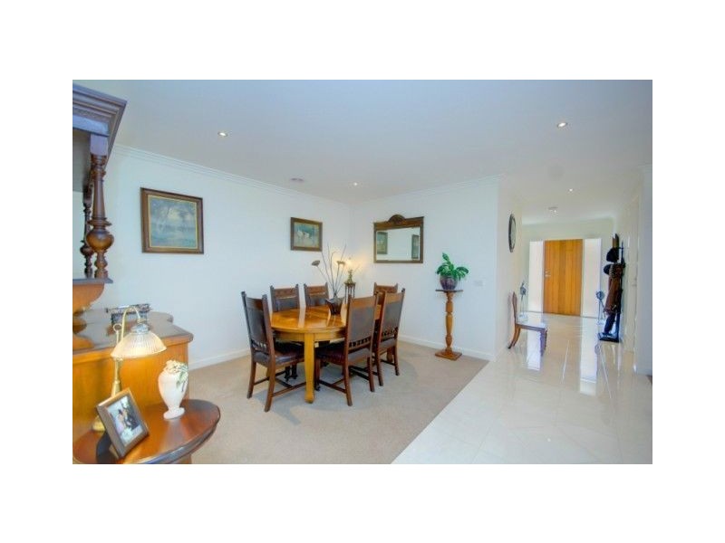 24 Zoe Drive, Mount Helen VIC 3350