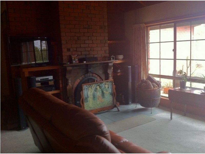 901 Cathcart Street, Buninyong VIC 3357