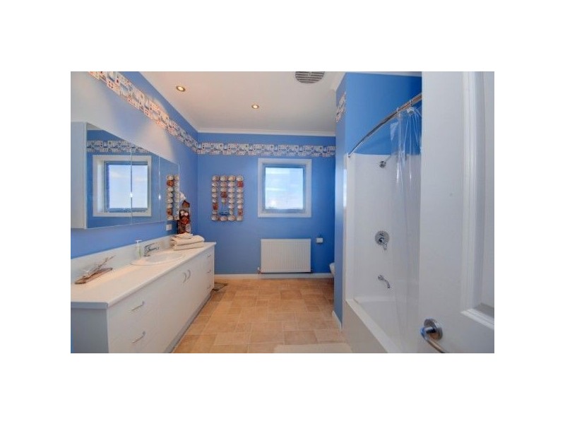 1001 Cathcart Street, Buninyong VIC 3357