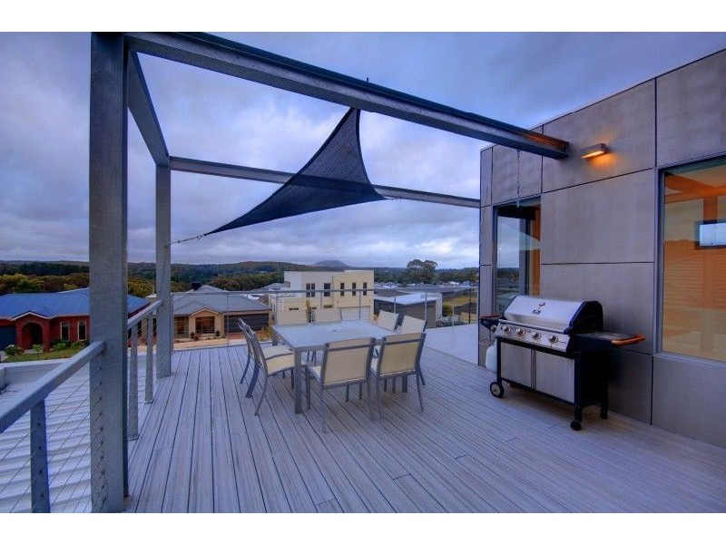 3 Kinloch Court, Nerrina VIC 3350