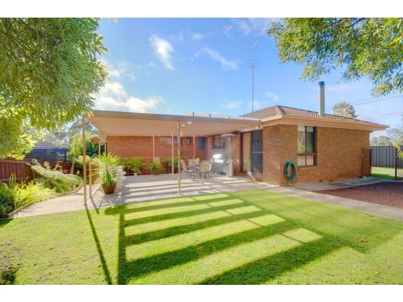 136 Mansfield Avenue, Mount Clear VIC 3350