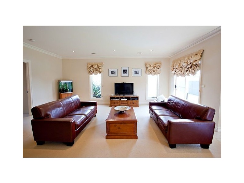 97 Cuthberts Road, Alfredton VIC 3350