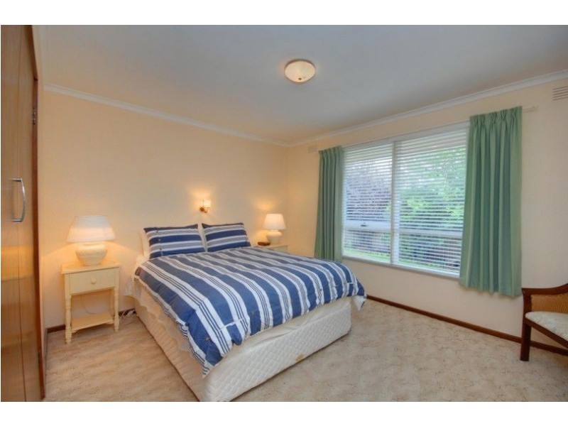 12 Maxlyn Avenue, Ballarat VIC 3350