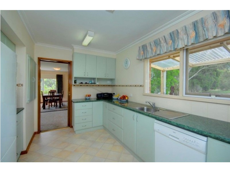 12 Maxlyn Avenue, Ballarat VIC 3350