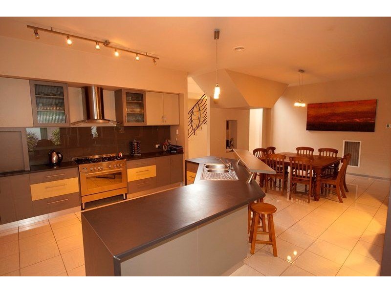 10 Bellview Court, Delacombe VIC 3356