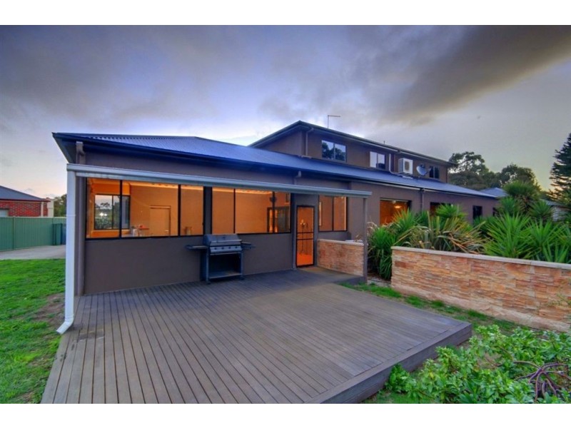 10 Bellview Court, Delacombe VIC 3356